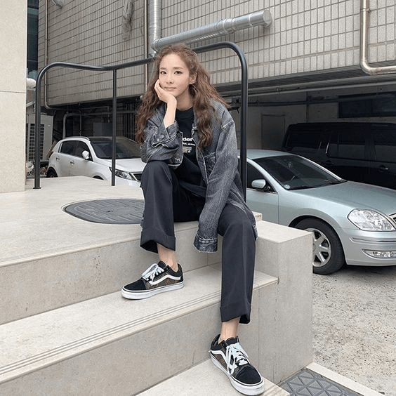 Sandara Park wearing a monochromatic outfit