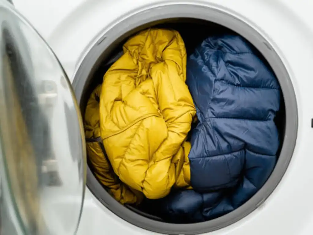 how to wash puffer jackets