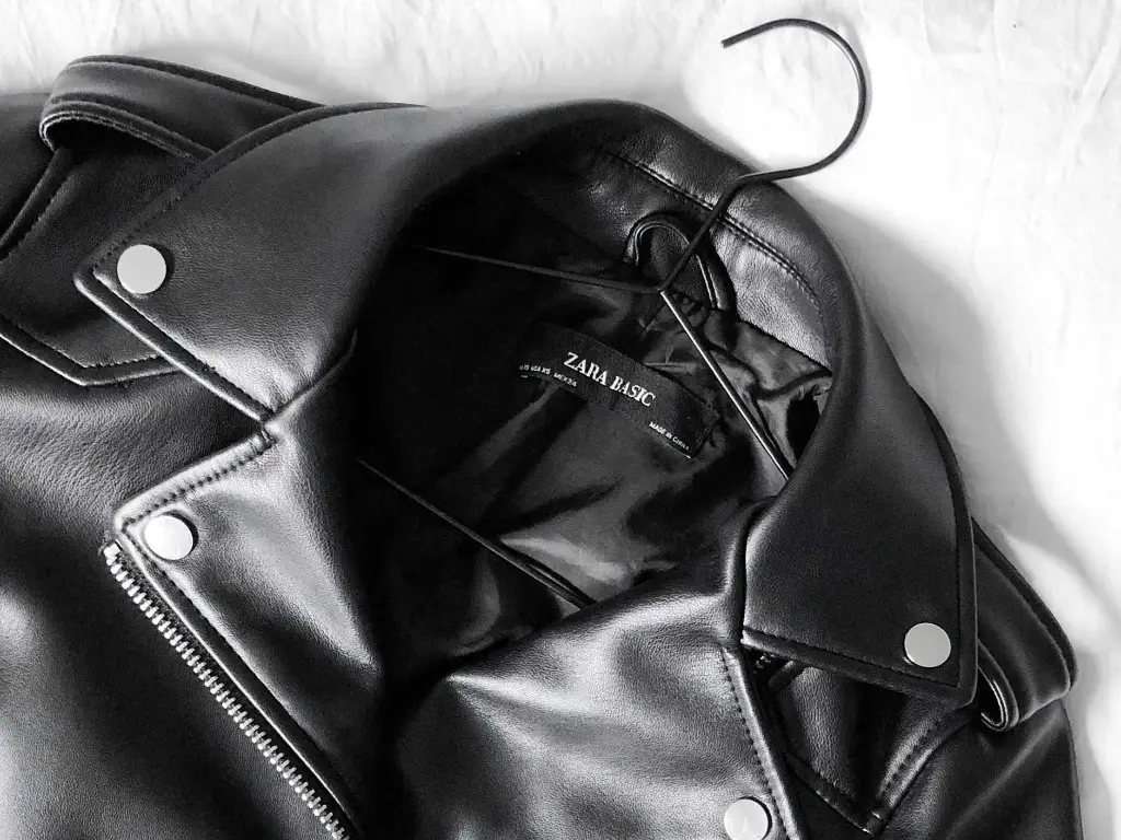 how to wash leather jacket